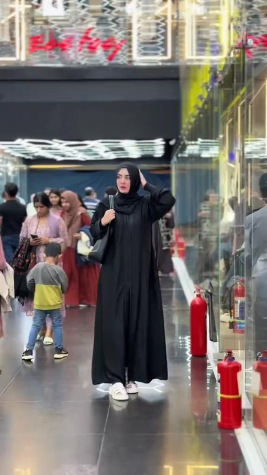 Post 7 by Dr Syeda  Ayesha 🇺🇲🇺🇳🇨🇭 on TikTok (video)
