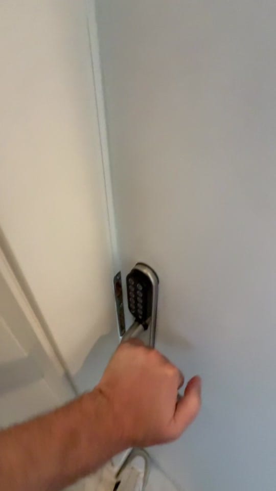Post 3 by Dwayne Muffin on TikTok (video)