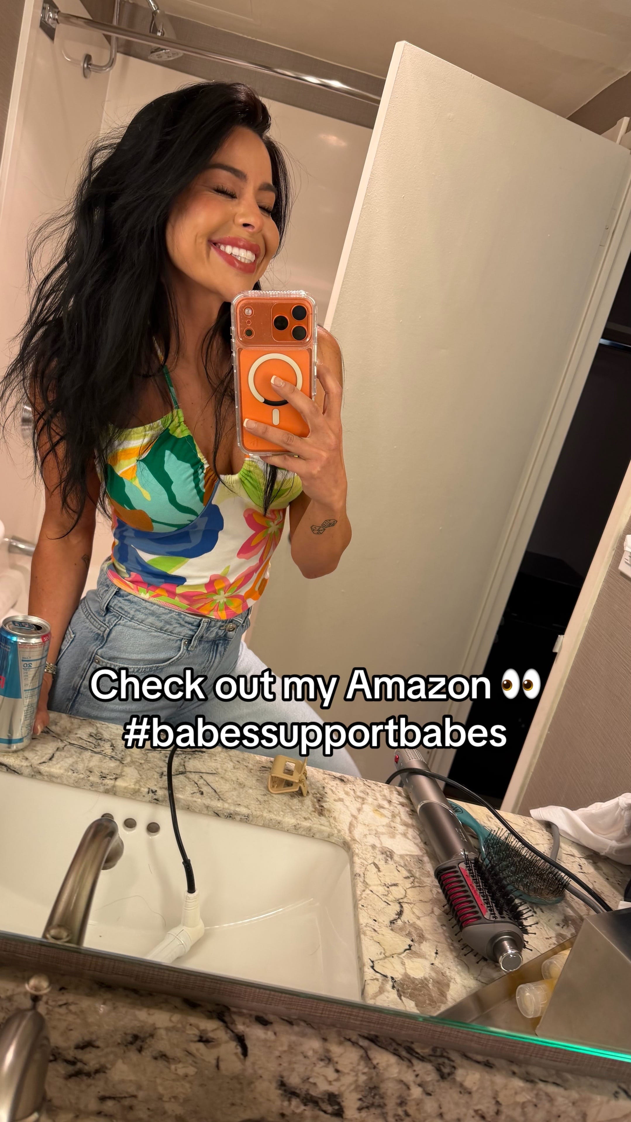 Post 8 by Babes support babes on TikTok (video)