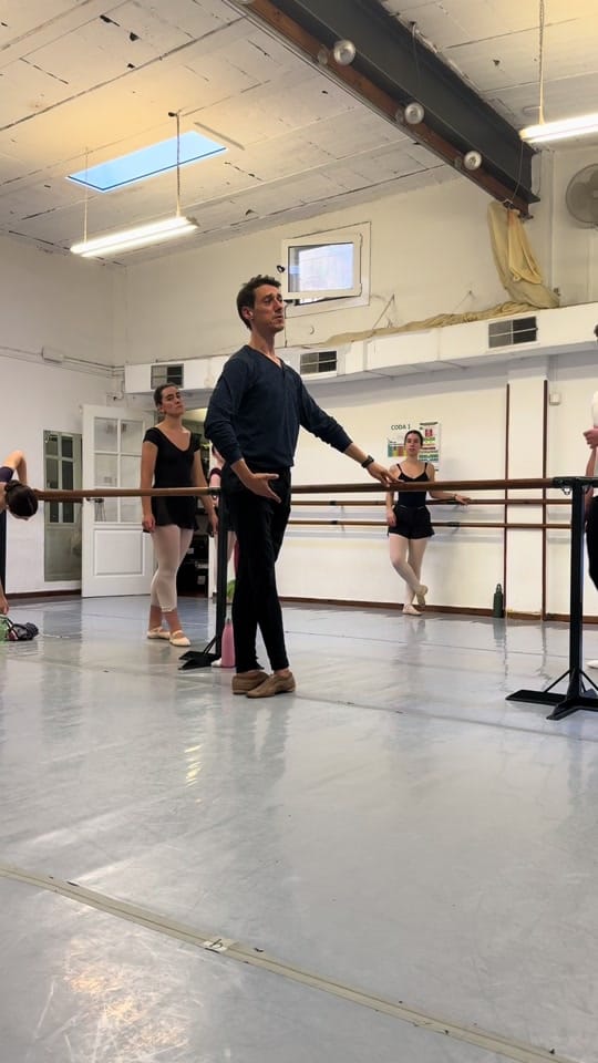 Post 10 by jon.diaz.ballet on TikTok (video)