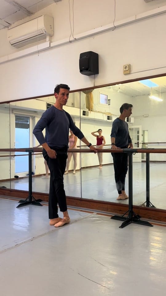 Post 6 by jon.diaz.ballet on TikTok (video)