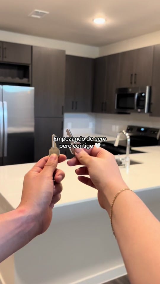 Post 9 by Grecia Jaqueline on TikTok (video)