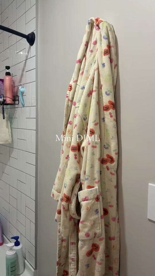 Post 2 by Nat on TikTok (video)
