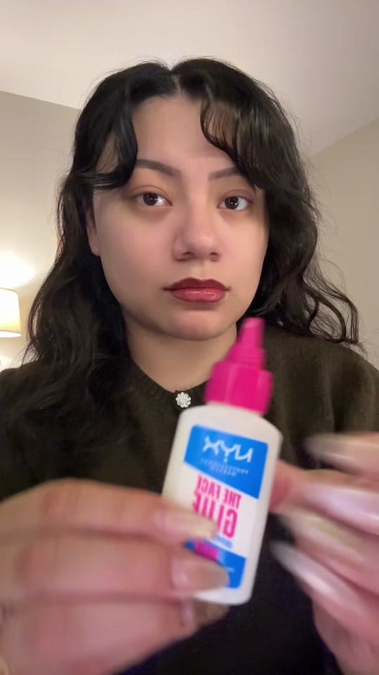 Post 6 by Nat on TikTok (video)