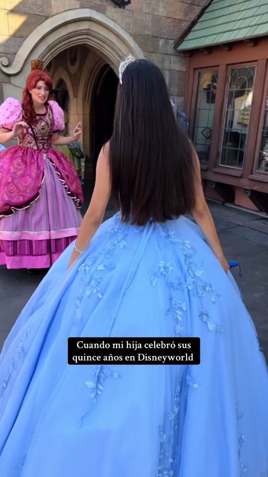 Post 9 by ✨ Roxy ✨ on TikTok (video)