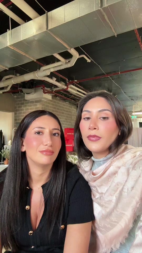 Post 4 by skinnedolives on TikTok (video)