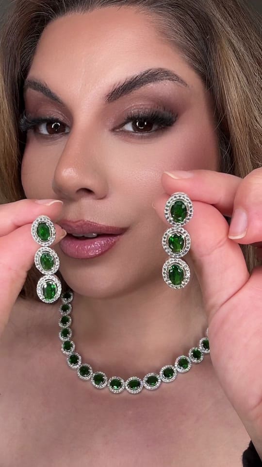 Post 5 by Y&Y Shop on TikTok (video)