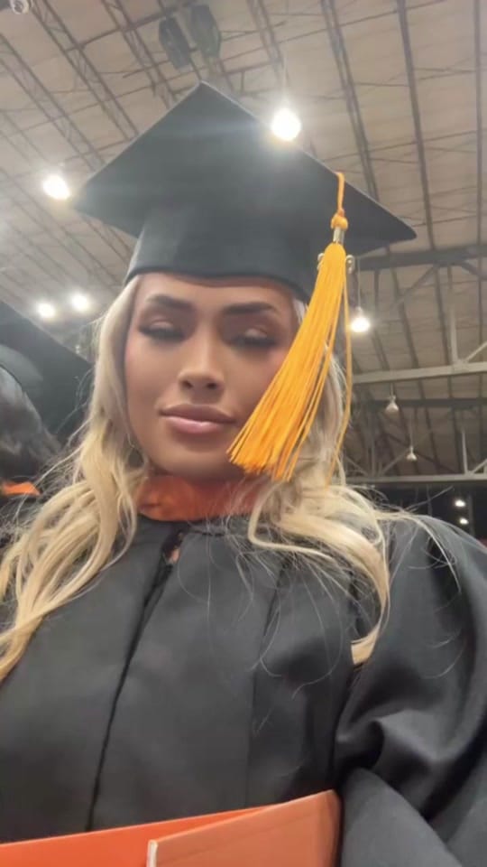 Post 6 by Kristin Reyes on TikTok (video)