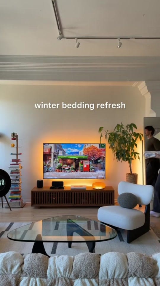 Post 8 by Brooklinen on TikTok (video)