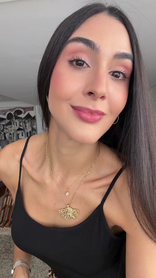 Post 4 by Manuella Falcao on TikTok (video)