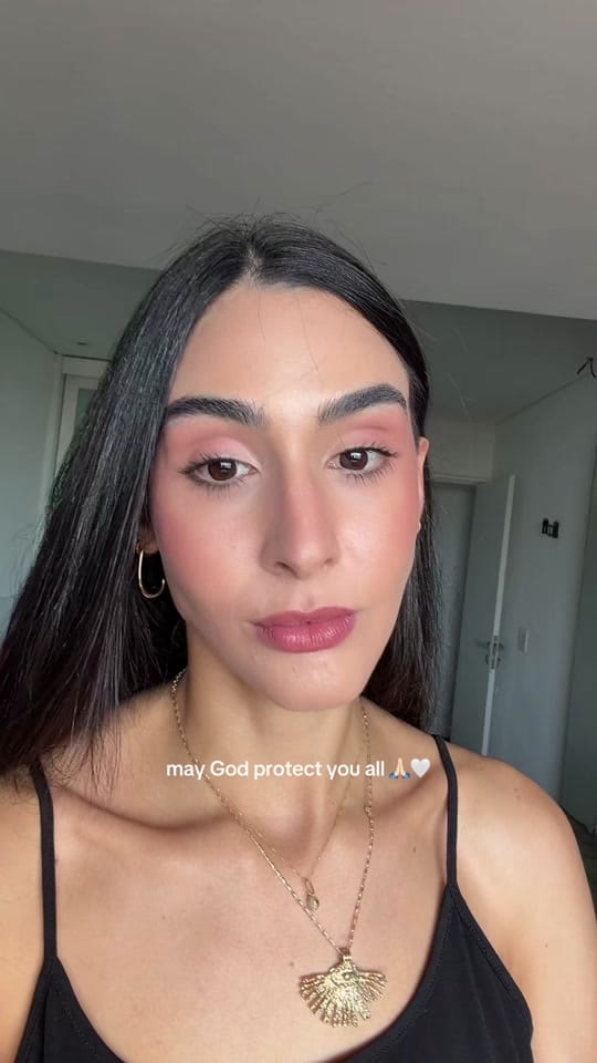 Post 6 by Manuella Falcao on TikTok (video)