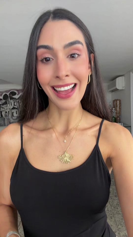 Post 3 by Manuella Falcao on TikTok (video)