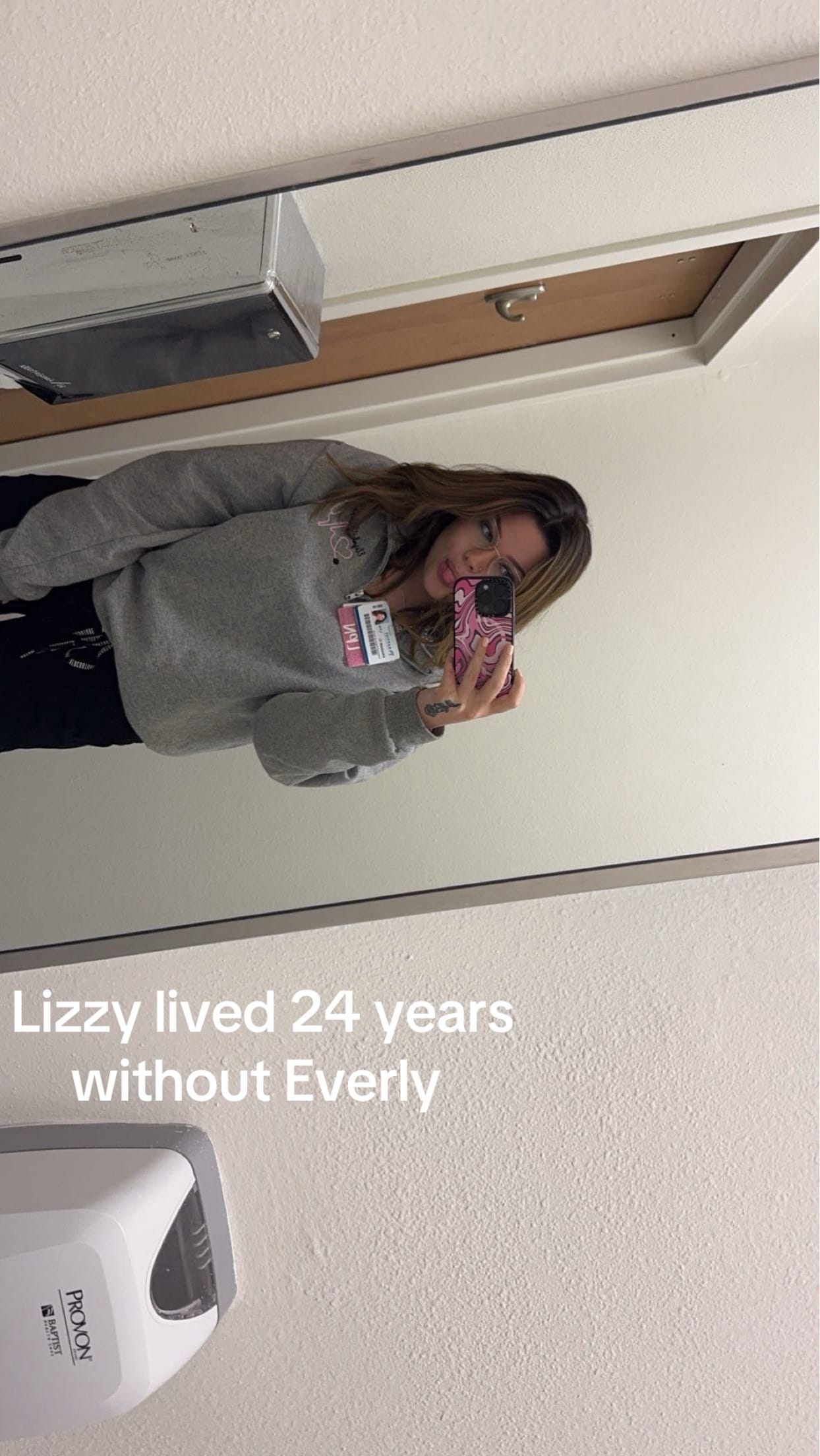 Post 6 by Lizzy Quinn on TikTok (video)