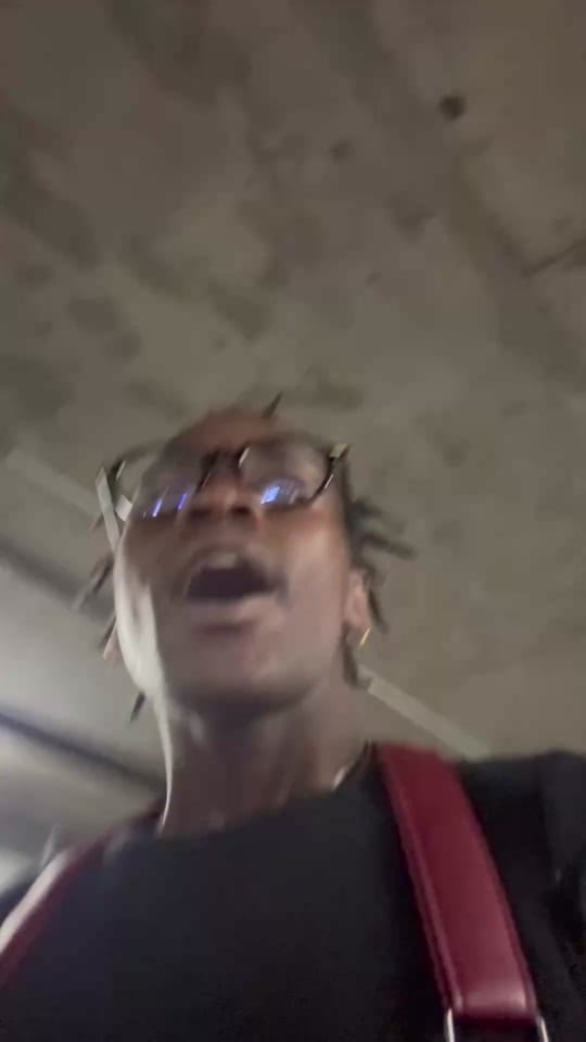 Post 6 by izpnk1 on TikTok (video)