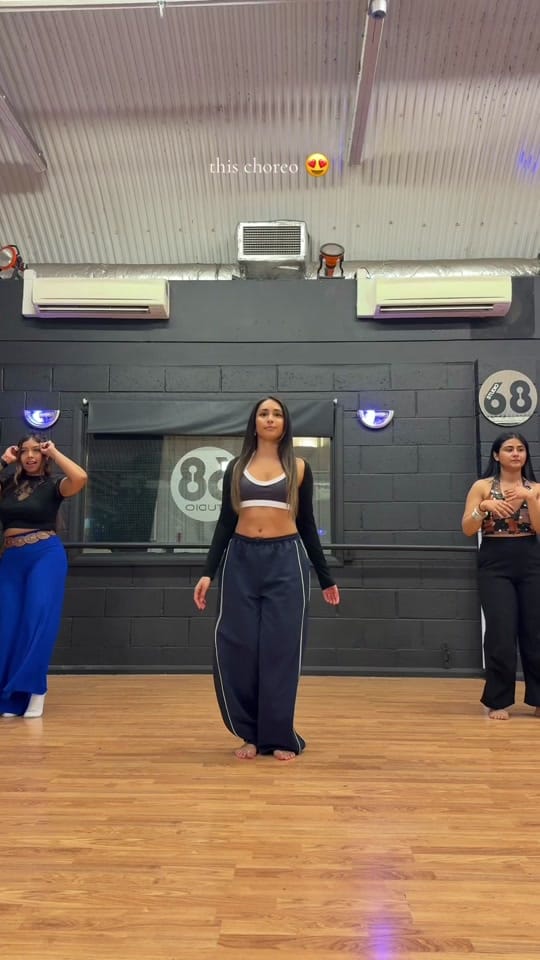 Post 4 by Kinjal on TikTok (video)