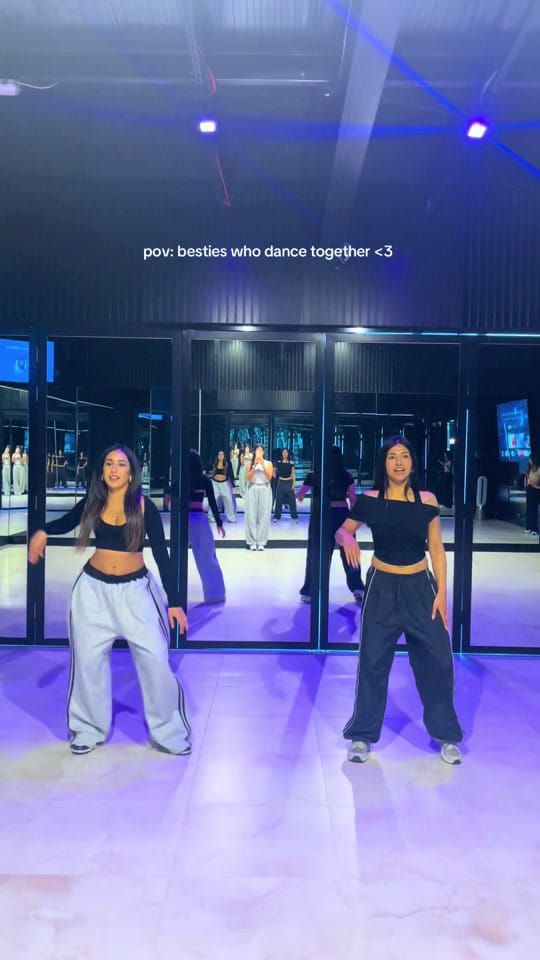 Post 3 by Kinjal on TikTok (video)