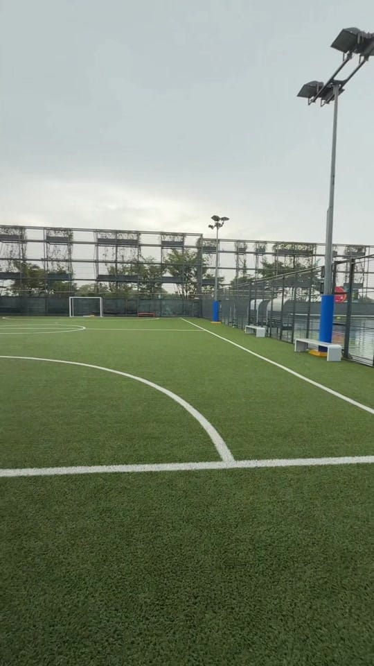 Post 1 by Leonleelx on TikTok (video)