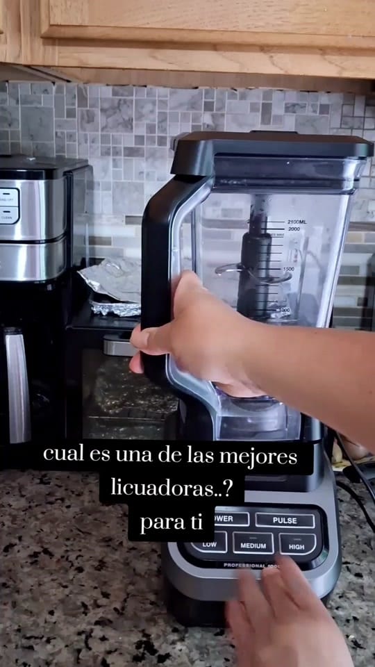 Post 3 by 𝐀𝐋𝐄𝐗𝐈𝐀 𝐑𝐄𝐘𝐄𝐒 on TikTok (video)