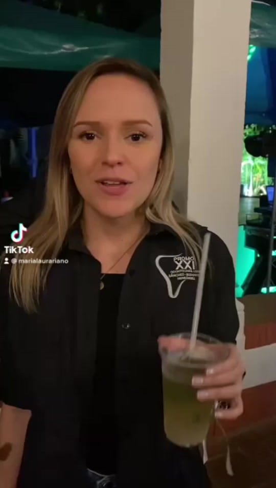 Post 7 by Ariadna Velazco on TikTok (video)