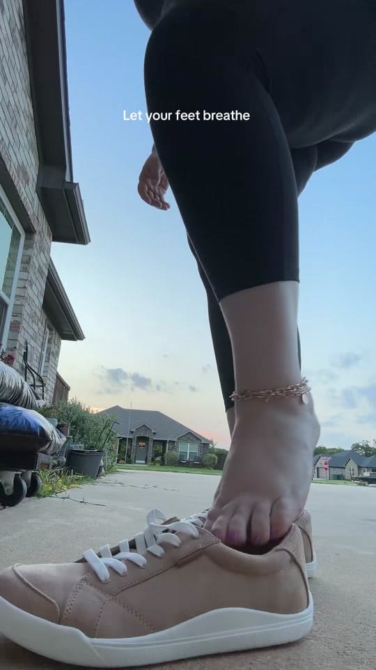Post 1 by Devatalksalot on TikTok (video)