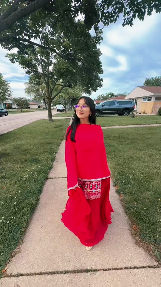 Post 1 by Bhawana on TikTok (video)
