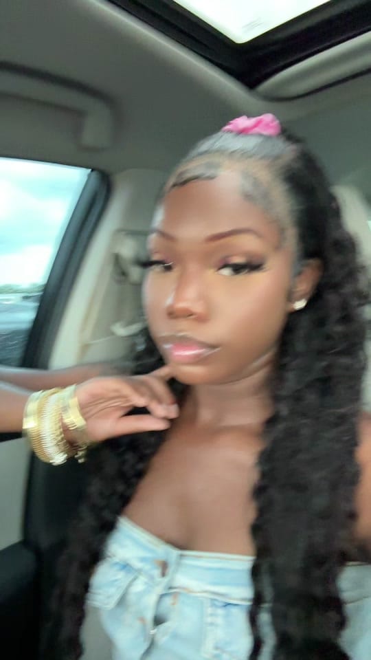 Post 4 by doseof.Valencia on TikTok (video)