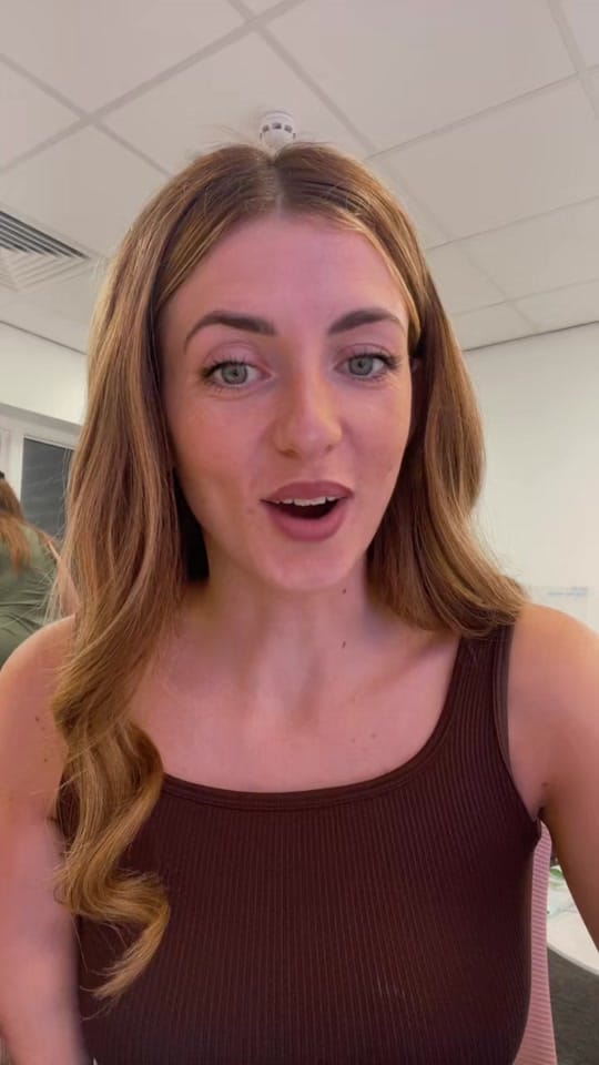 Post 5 by Bexy Glow on TikTok (video)