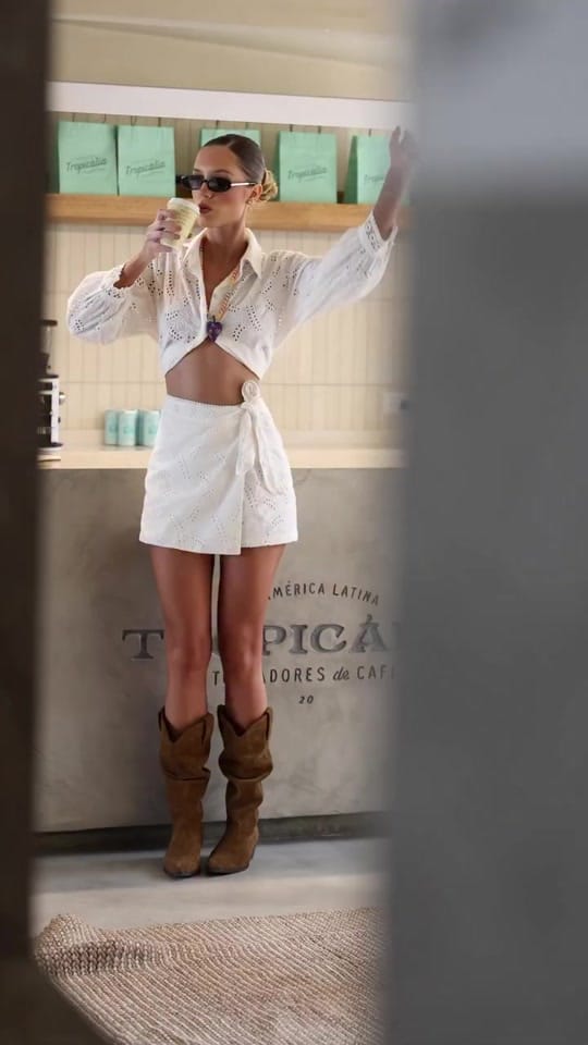 Post 4 by Studio F on TikTok (video)