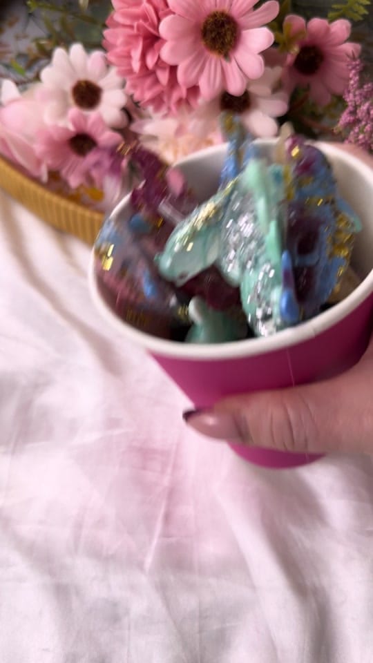 Post 6 by Grischdesigns.shop on TikTok (video)