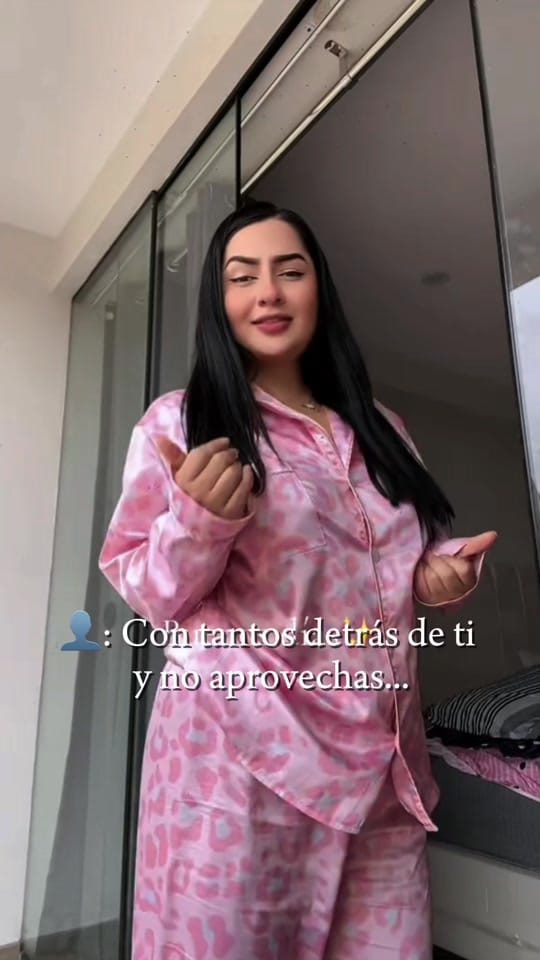 Post 6 by Yessenia Yrene on TikTok (video)