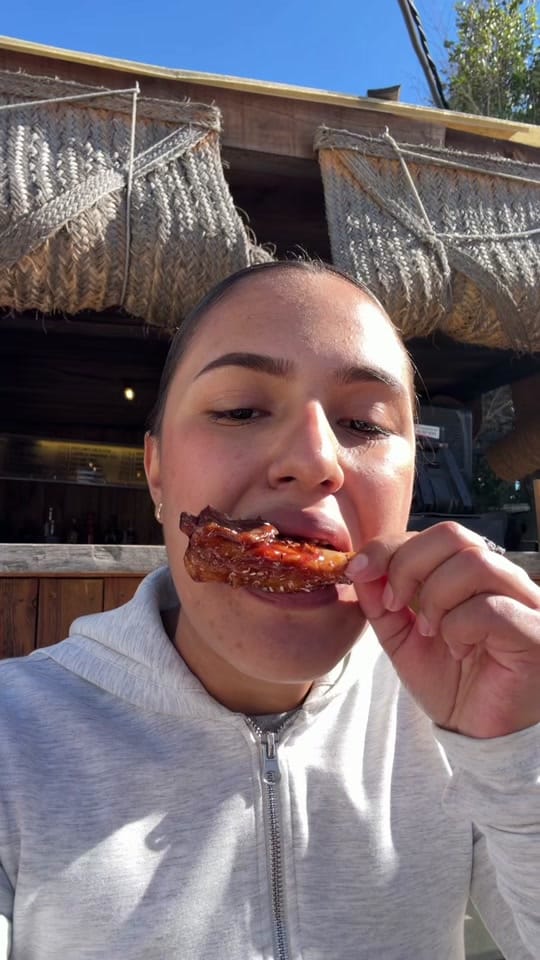 Post 10 by Mariana Emigrante ✈️ on TikTok (video)