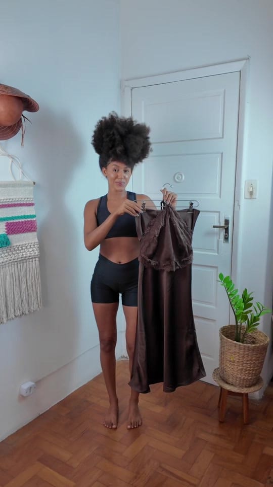 Post 2 by Érica Costa on TikTok (video)