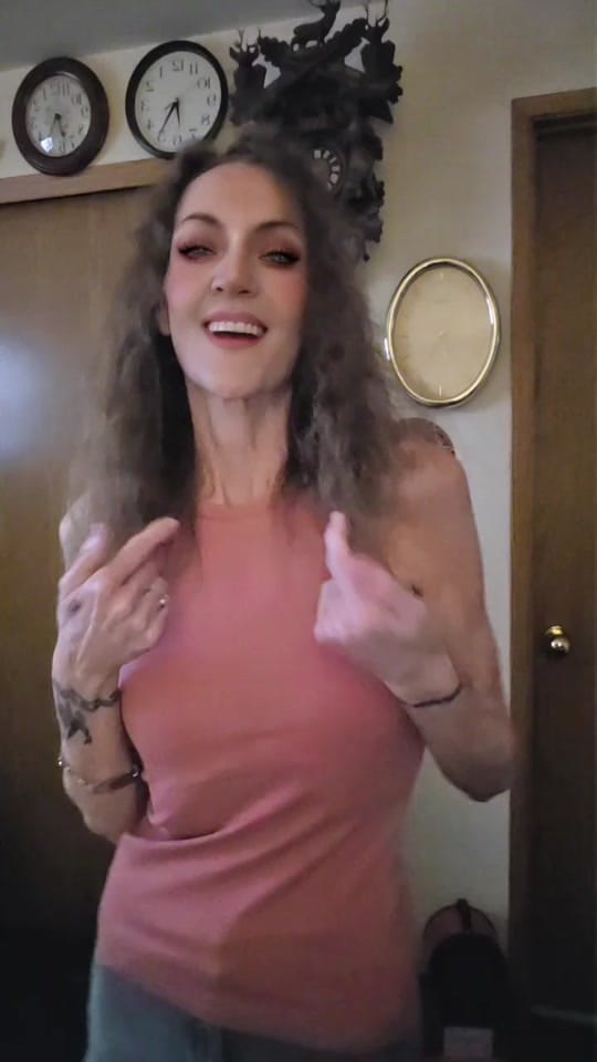 Post 7 by Alicia❌️ on TikTok (video)