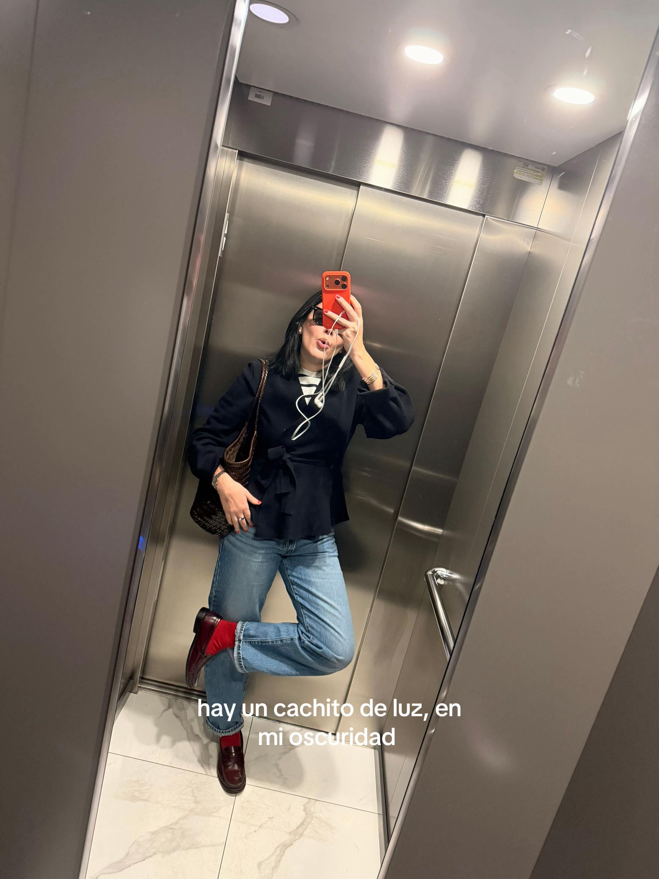 Post 10 by Julia on TikTok (video)