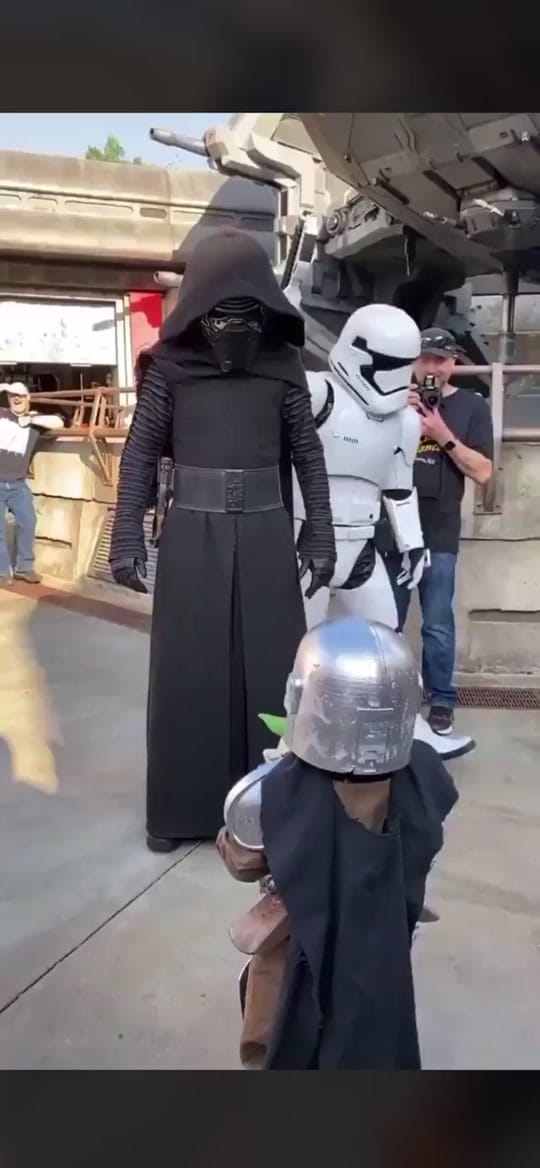 Post 10 by Officialeric on TikTok (video)