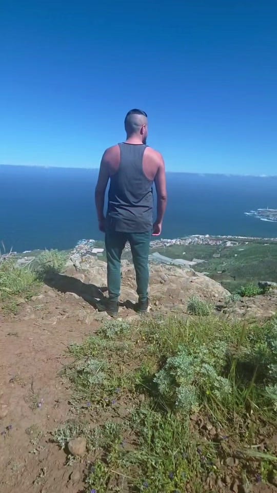 Post 10 by Ángel Defender Light on TikTok (video)