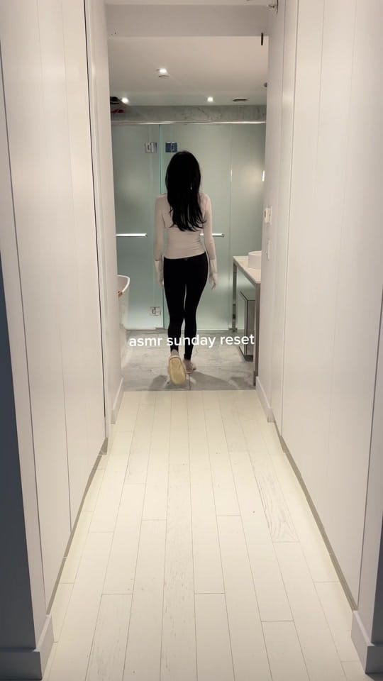 Post 4 by Galicia Gordon on TikTok (video)