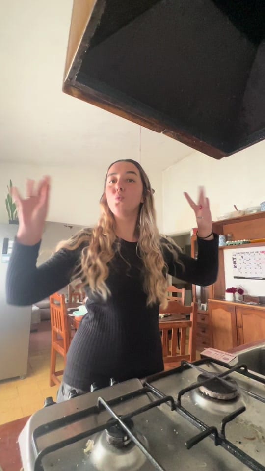 Post 6 by vale mior on TikTok (video)