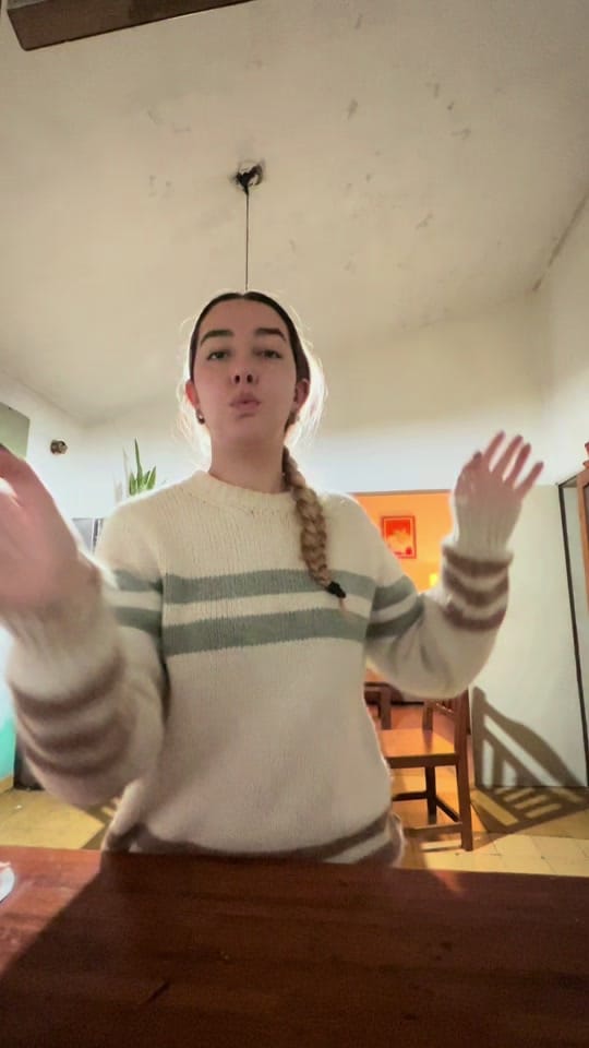 Post 2 by vale mior on TikTok (video)