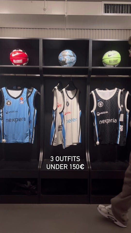 Post 4 by Kickz on TikTok (video)