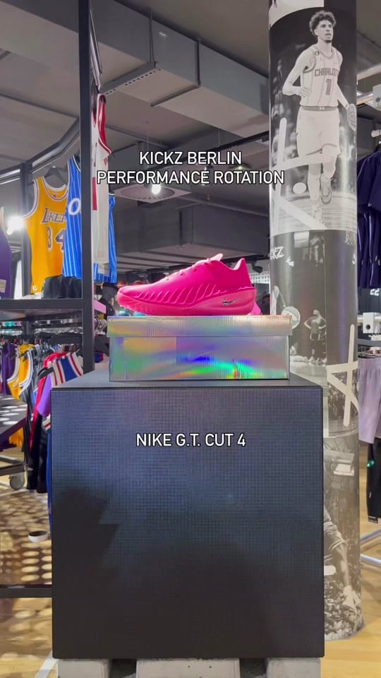 Post 5 by Kickz on TikTok (video)