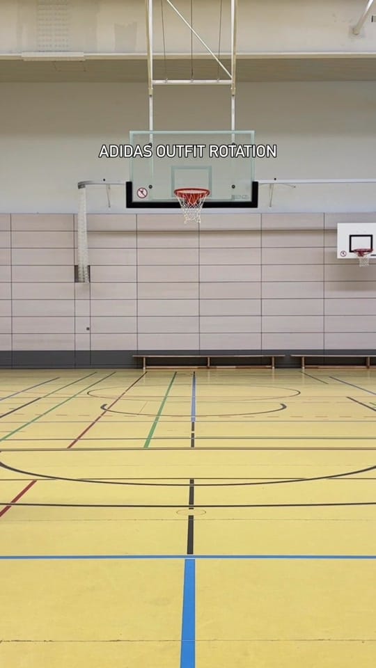 Post 9 by Kickz on TikTok (video)