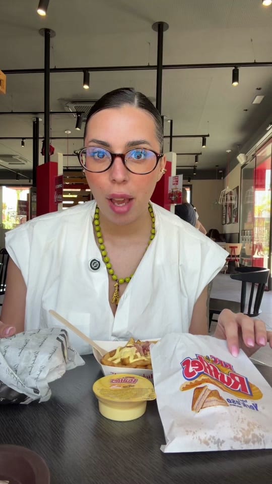 Post 3 by bysandravega on TikTok (video)