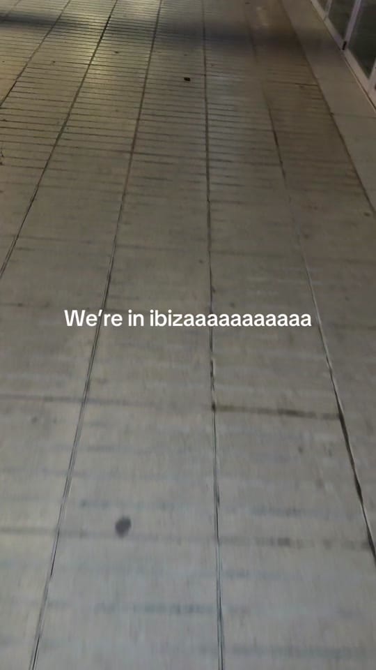 Post 5 by Grisi on TikTok (video)