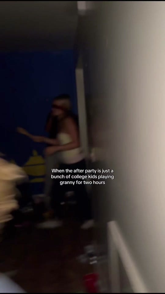 Post 7 by Chloe Potes on TikTok (video)