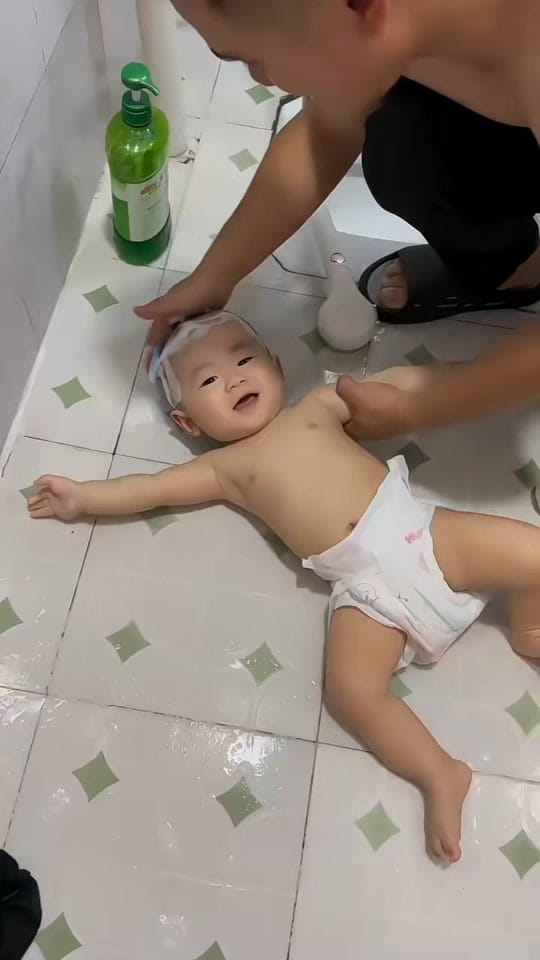 Post 7 by Tiny_Tumbles on TikTok (video)