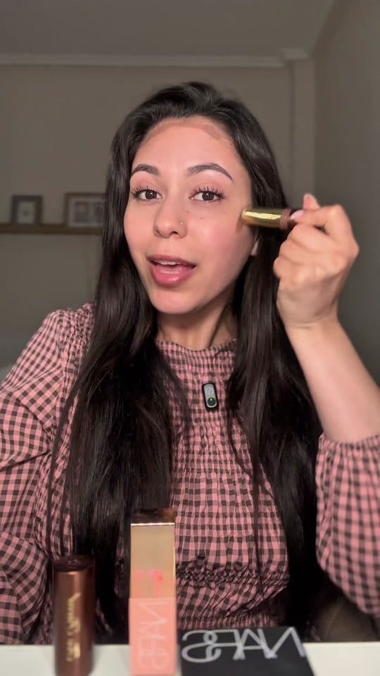 Post 6 by Valentina Lasso on TikTok (video)