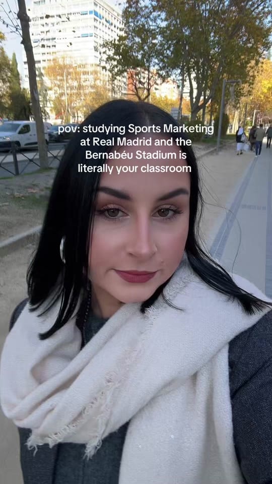 Post 8 by Leonie Peony on TikTok (video)