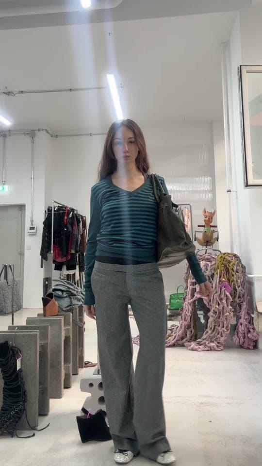 Post 1 by Anemonia on TikTok (video)