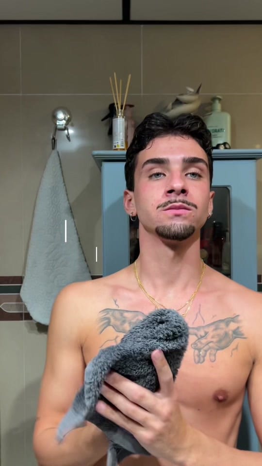 Post 8 by 𝔪𝔞𝔞𝔞𝔯𝔠𝔬𝔰𝔪𝔞𝔯𝔱𝔦𝔦𝔫 on TikTok (video)